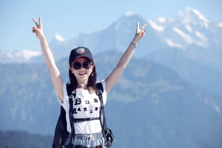 g e m, the climb, mountain, girl, joy, travel on foot, travel, find, raise hand, tourist, find, find, find, raise hand, tourist, tourist, tourist, nature, tourist, tourist